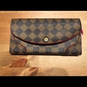 VGUC Louis Vuitton Caissa Wallet